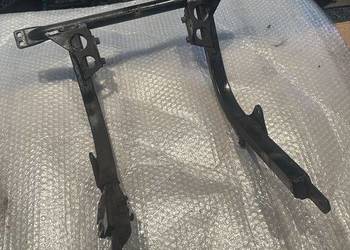 Sanki Wpornik Ramy Suzuki GSXF 600 Jajko stelaż uchwyt mocowanie V71 Sanki Wpornik Ramy Suzuki GSXF 600 Jajko stelaż uchwyt mocowanie V71