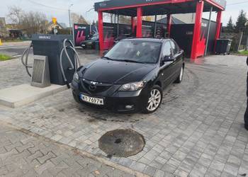 Mazda 3 uszkodzona