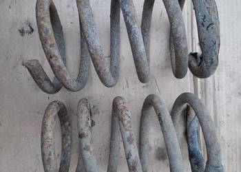 Sprężyny zawieszenia sprężyna Fiat 126p Maluch