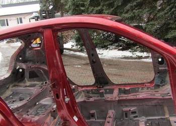 PRÓG SŁUPEK PRAWY PRAWA BOK MAZDA CX3 CX-3
