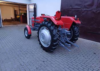 Massey Ferguson 255 3p stan ciągnika idealny.