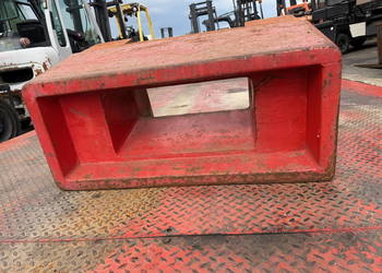 ciągnik rolniczy balast przeciwwaga obciążnik 950kg odlew stalowy