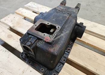 Pokrywa podnośnika Massey Ferguson 592