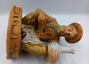 Angielska biskwitowa figurka dziadka.