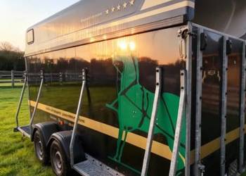 Koniowóz na 4 konie HEJA 3500KG