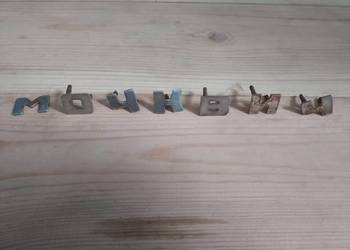 Litery z logo MOSKWICZA, emblemat moskwicz 402 407 403