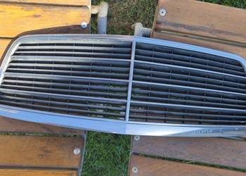 Atrapa grill Mercedes V210 lift