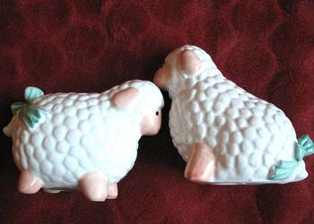 Sól i pieprz - owieczki - 8 x 10 x 6 cm Solniczka i pieprzniczka