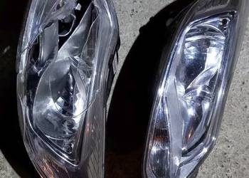 Ford Focus MK3 lampa przód prawa lewa lampy
