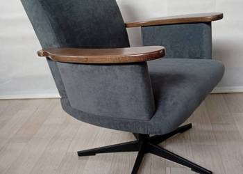 Fotel obrotowy z PRL-- KOS po renowacji