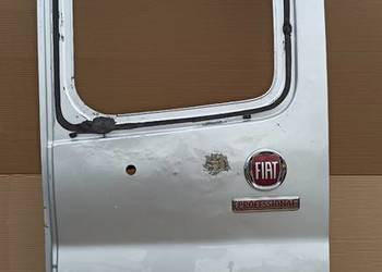FIAT TALENTO NV300 TRAFIC VIVARO DRZWI PRAWY TYŁ