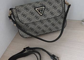 Damska torebka guess logowana