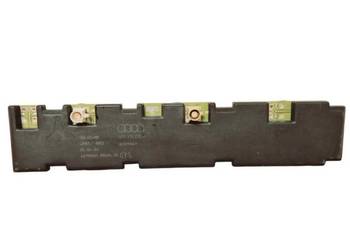 WZMACNIACZ ANTENY AUDI A6 C6 SEDAN 4F5035225A