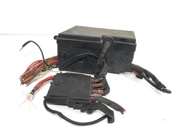 SKRZYNKA BEZPIECZNIKÓW VOLVO V50 8688040 Kombi 03-12 1.6 109KM MODUŁ