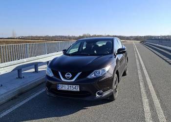 Sprzedam samochód Nissan Qashqai j11 z silnikiem 1,2  z 2014 roku o przebie