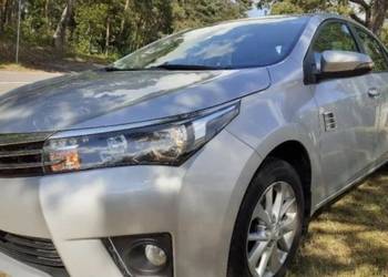 Halogeny z oprawą Toyota corolla