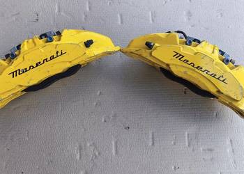 Zaciski hamulcowe przednie czterotłoczkowe Brembo Maserati Grecale
