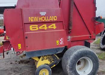 prasa rolująca new holland 644  szeroki podbieracz
