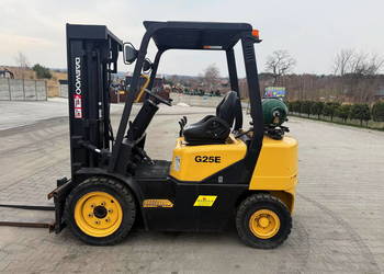 wózek widłowy DAEWOO G25E-3 LPG Triplex 4.70m 2500kg 3900mtg rok 2005'