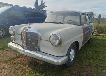Mercedes w110 200 benzyna manual