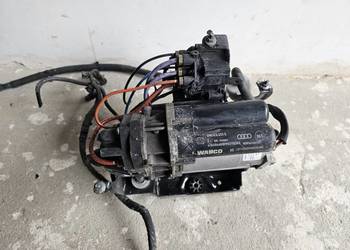 Kompresor zawieszenie Q7 4M