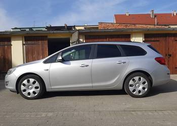 Opel Astra J 1.4T 140KM + LPG Kombi