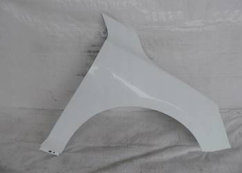 Błotnik przód przedni prawy FORD FOCUS MK4