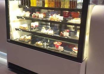 DOSTĘPNA Witryna cukiernicza Ellada 0,97m, NOWA! R.