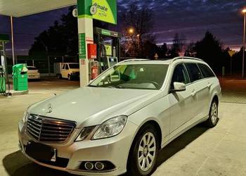 Mercedes E-klasa W212 ,fabryczny lakier-zadbany. Chojnice