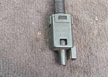 Czujnik Pedału Sprzęgła 811 907 343 B Audi A4 B5 FL (a-2)