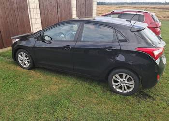 Hyundai i30 II 1.6 hatchback edycja specjalna world cup 2014
