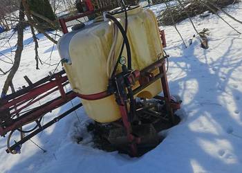 Opryskiwacz zawieszony 600L