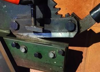 Gilotyna dźwigowa ręczna