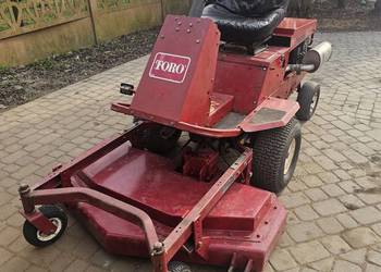 Traktorek TORO
