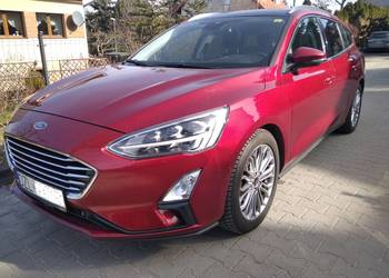 Ford Focus Full Led Panorama ACC Head-Up B&O Radar KeyLes Navi  Park Assist Ford Focus Full Led Panorama ACC Head-Up B&O Radar KeyLes Navi  Park Assist