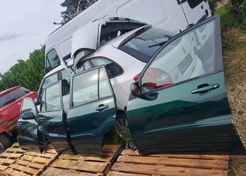 Toyota Rav 4 II 5D drzwi błotniki klapa bagażnika kod lakieru 6R4 i inne