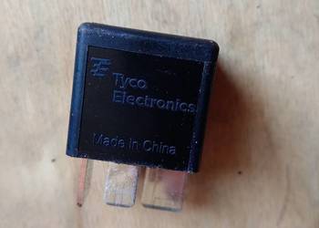 MAZDA  przekaźnik V23134-J59-X431 MAZDA  przekaźnik V23134-J59-X431