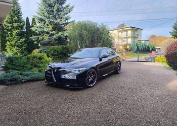 Alfa Romeo Giulia TI Sport 2.0 280KM śliczna, mały przebieg 49 227