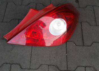 REFLEKTOR LAMPA PRAWY TYL ANGLIK OPEL CORSA D 3D