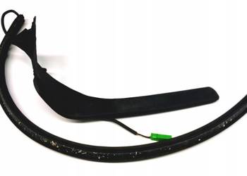 VOLVO V70 XC70 prawa uszczelka tylnej klapy OE