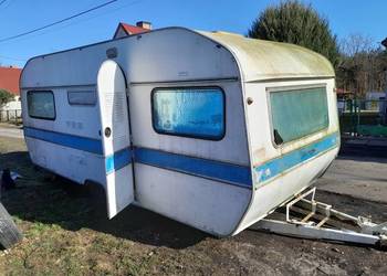 Przyczepa kempingowa 5.3m