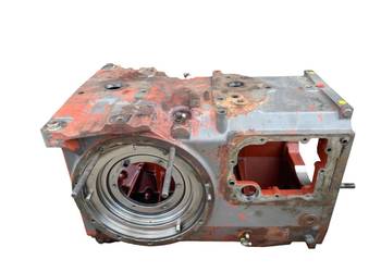 OBUDOWA TYLNEGO MOSTU 1050B03 -  6005029444 CLAAS ARES 816 RZ 826 836