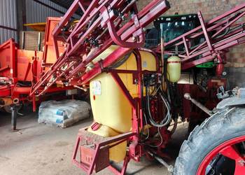 Opryskiwacz zawieszany Hardi mega 24/21m, 1200l + 850l front tank