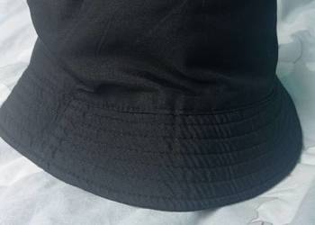 Czapka rybacka bucket hat.