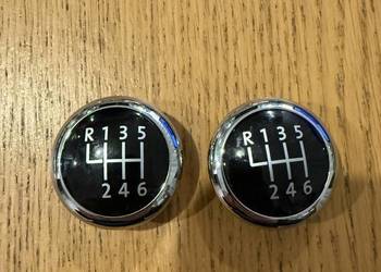 Nakładka plakietka emblemat na gałkę zmiany biegów Vw t5 oryginał nowy