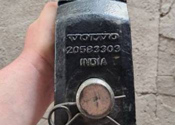 VOLVO FH zaczep hak holowniczy 20583403