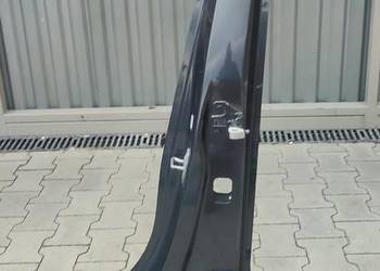 MERCEDES W205 SŁUPEK LEWY 755