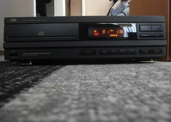 odtwarzacz cd JVC