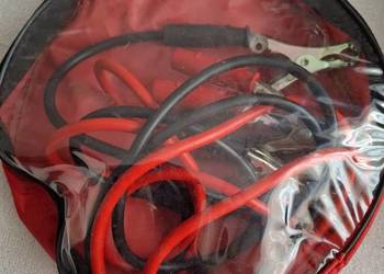 Kable rozruchowe w pokrowcu.