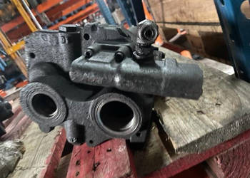 Case MX 90 - Pompa Hydrauliki